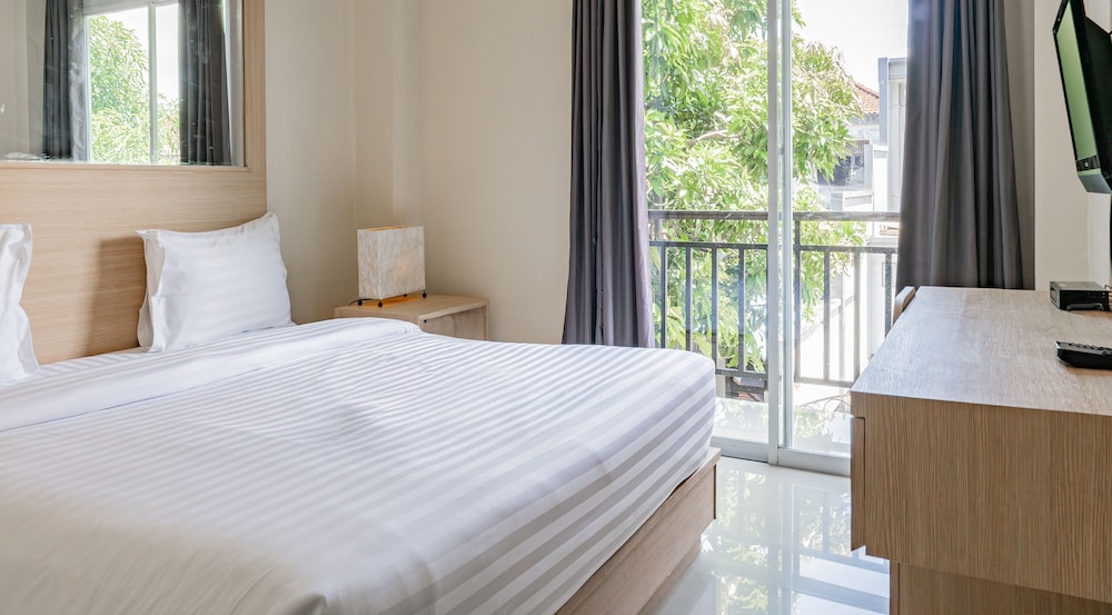 Deluxe Double Room - Photo 1
