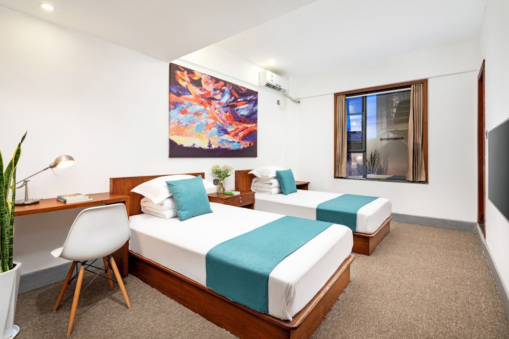 Standard Twin Room, 2 Twin Beds photo 3