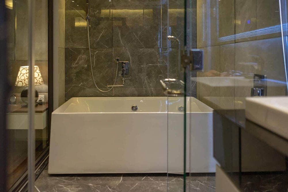 Junior Suite - Photo 8