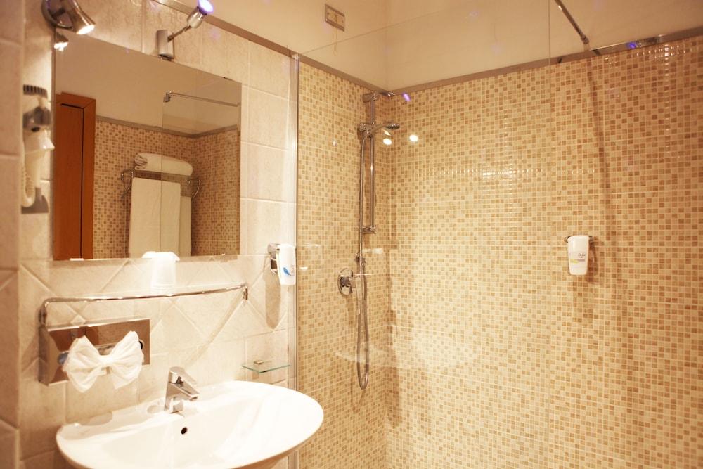 Standard Triple Room, Multiple Beds