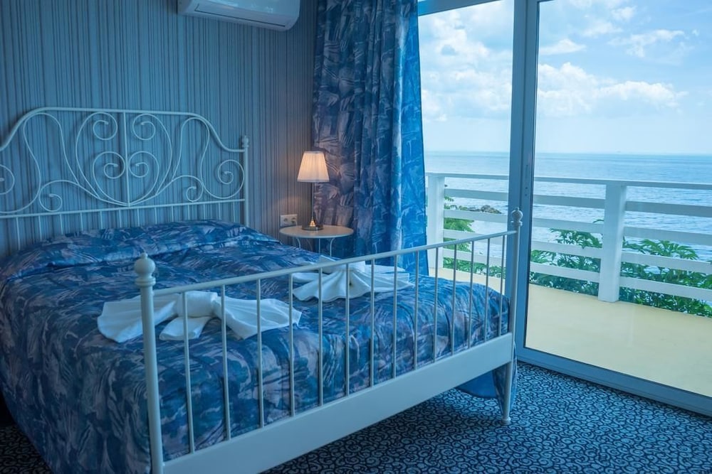 Deluxe Suite, Terrace, Sea View photo 1
