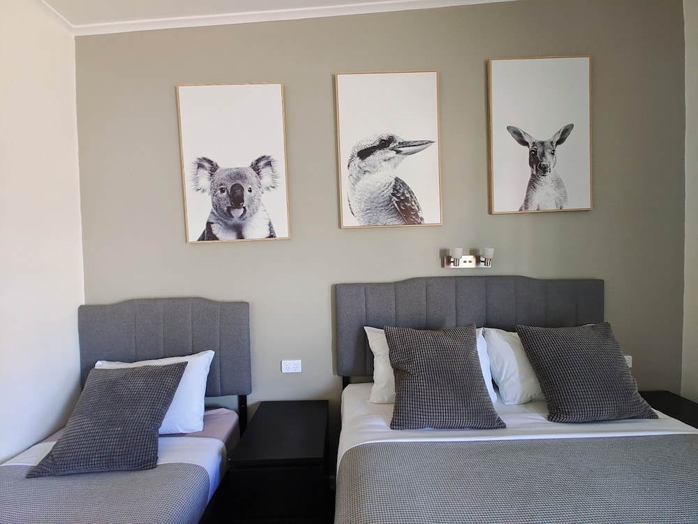 Classic Triple Room photo 3