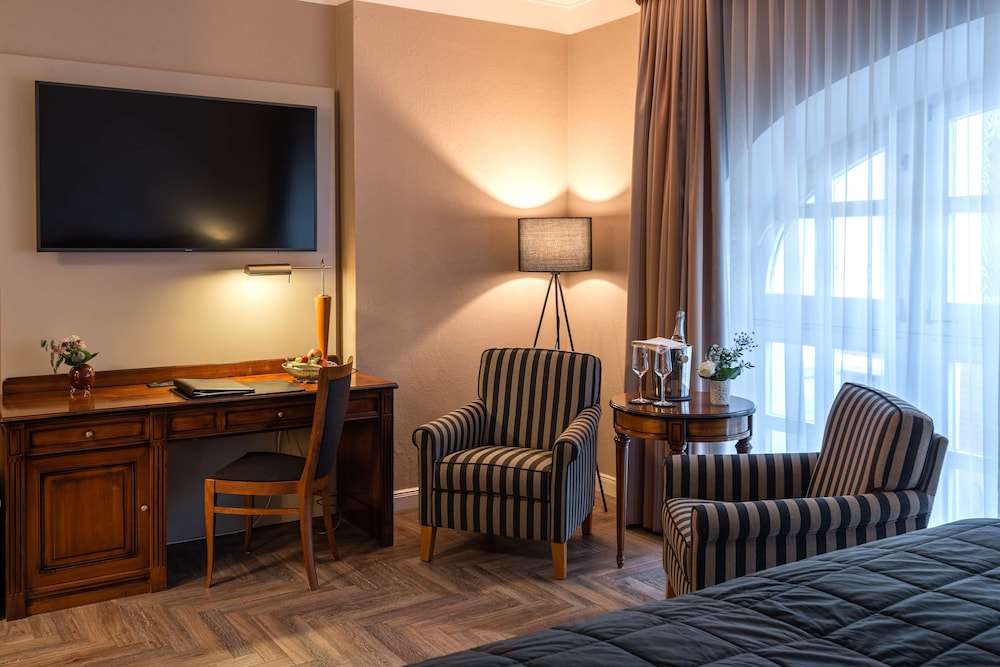 Classic Room, 1 Queen Bed