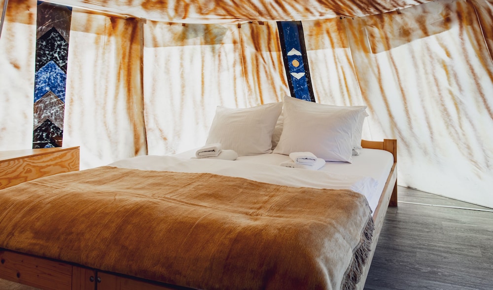 Indian Tipi photo 1