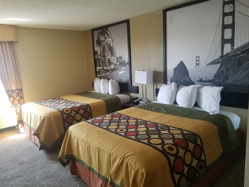 Room, Multiple Beds, Non Smoking