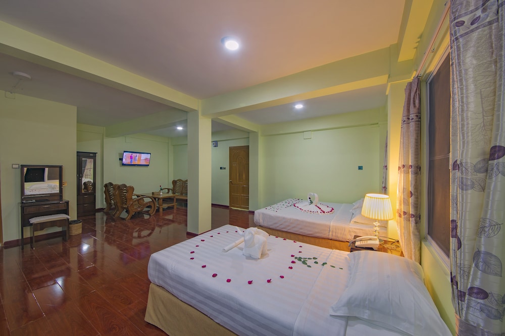 Superior Double or Twin Room, 1 Double or 2 Twin Beds, Non Smoking, City View photo 1