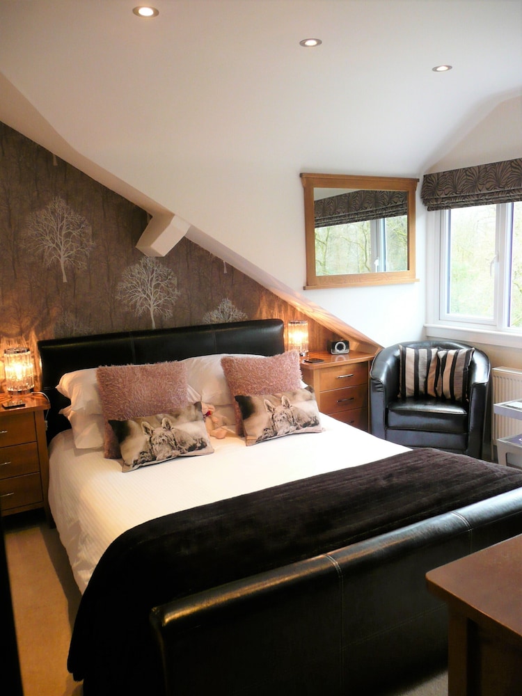 HAZEL Room 7 Cosy Double