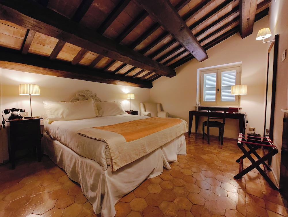 Honeymoon Double Room, 1 King Bed