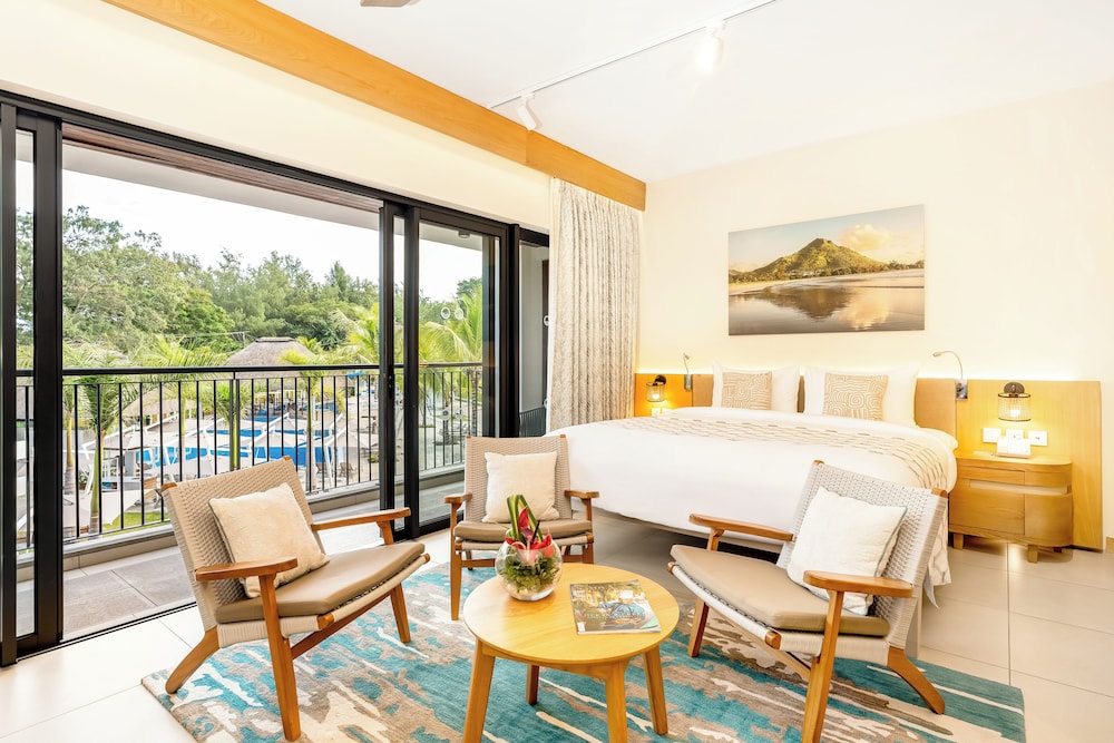 Family Room, Pool View