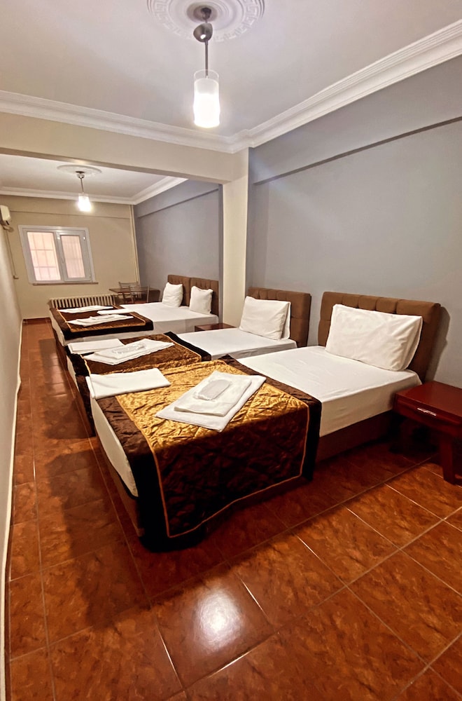 Quadruple Room photo 2