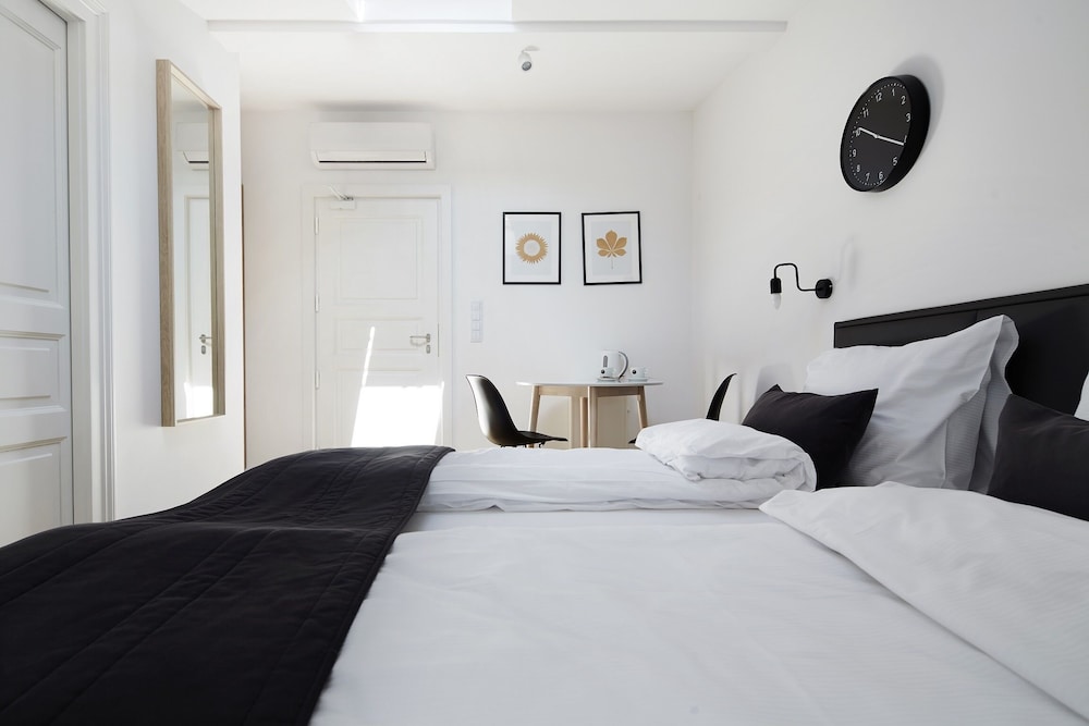 Standard Room photo 3