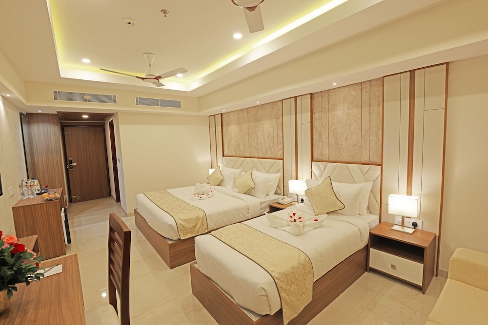 Deluxe Double Room, 1 Bedroom - Photo 11