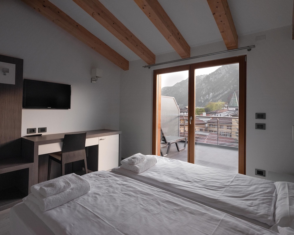 Premium Studio Suite photo 2