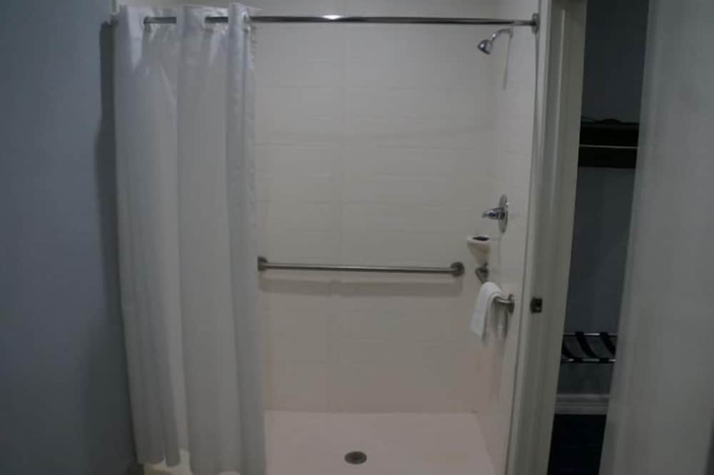 Standard Double Room, Accessible photo 3