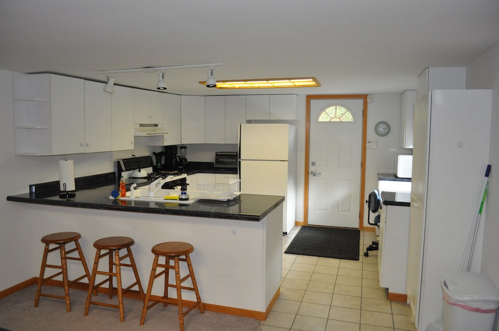House, 3 Bedrooms photo 2