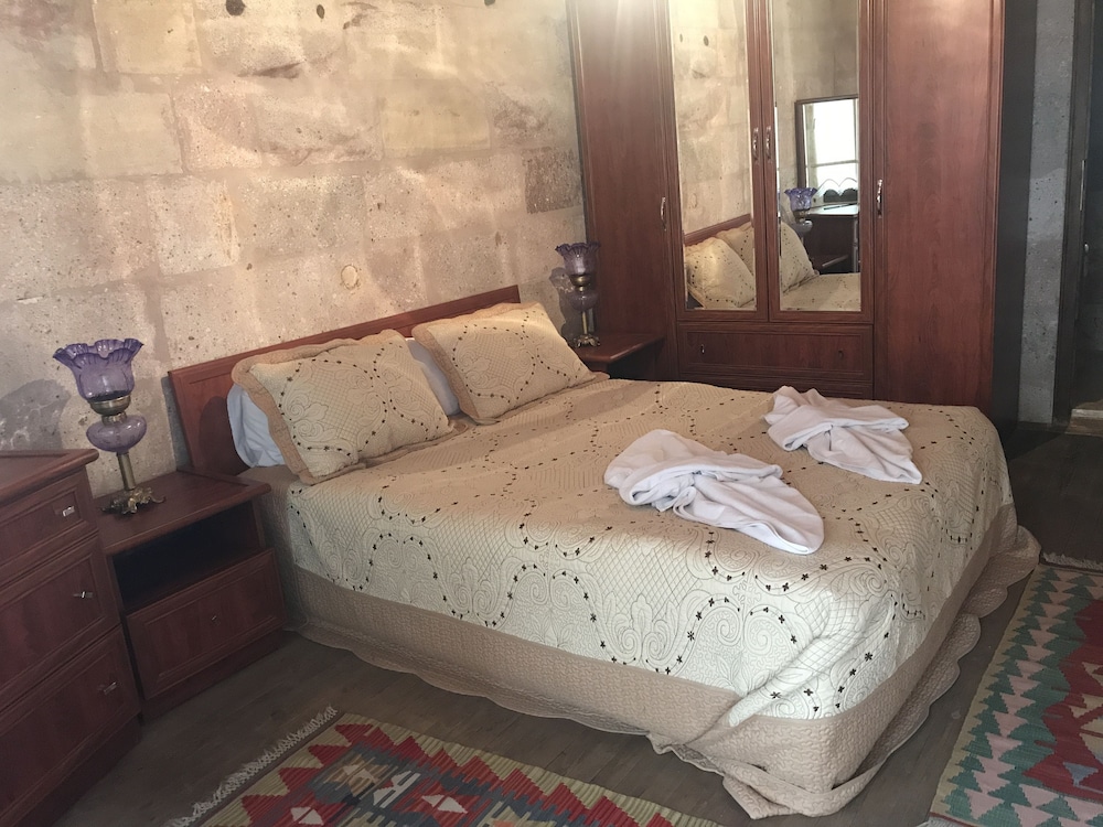 Standard Double Room photo 3