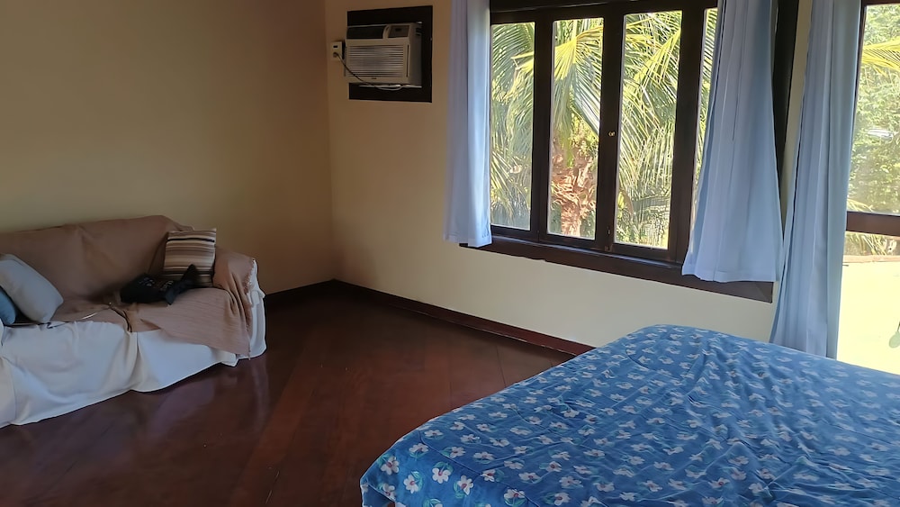 Deluxe Suite, Pool View