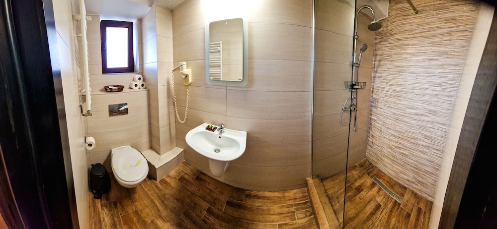 Standard Room - Photo 8