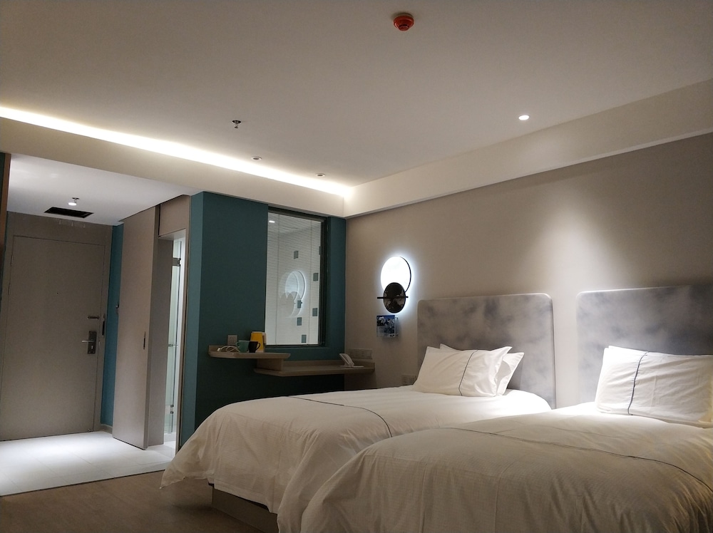 Business Twin Room (A) photo 1