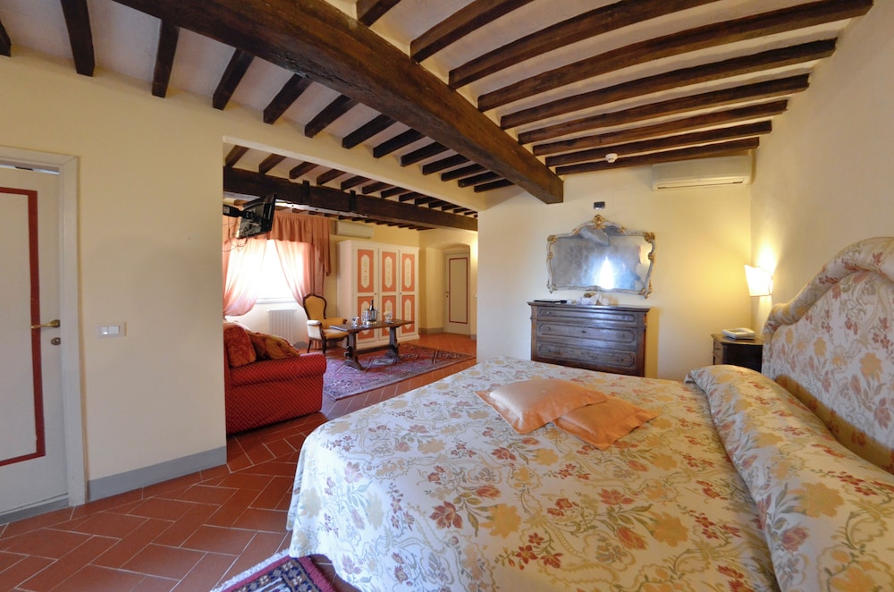 Panoramic Suite - Photo 2