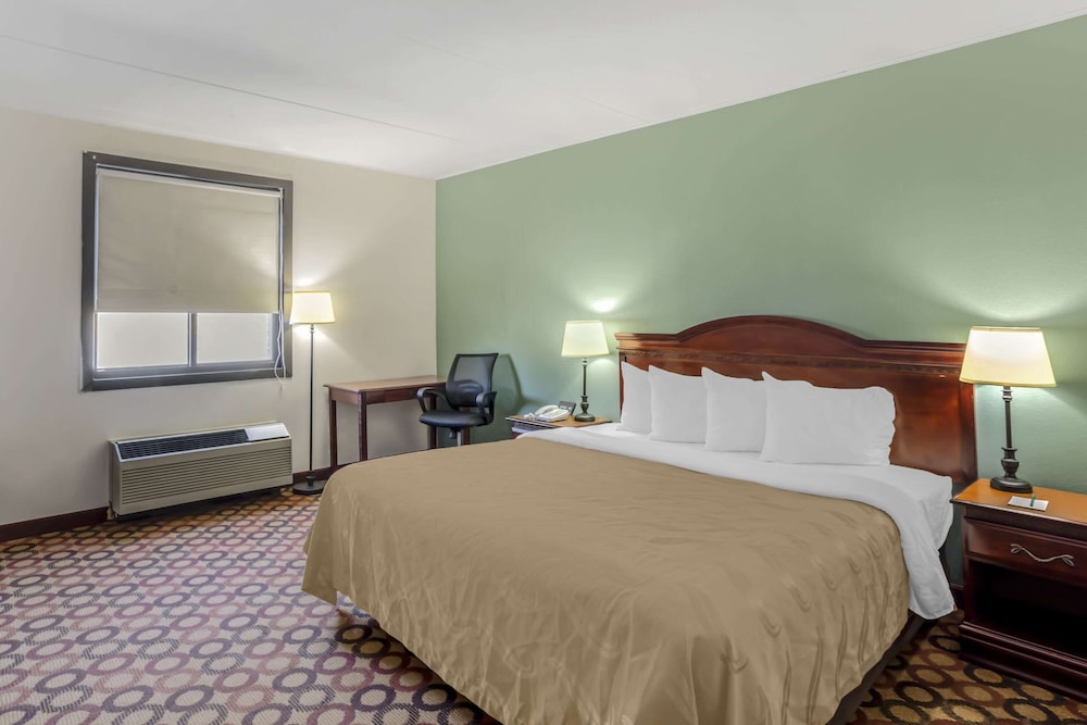 Room, 1 King Bed, Accessible, Non Smoking photo 3
