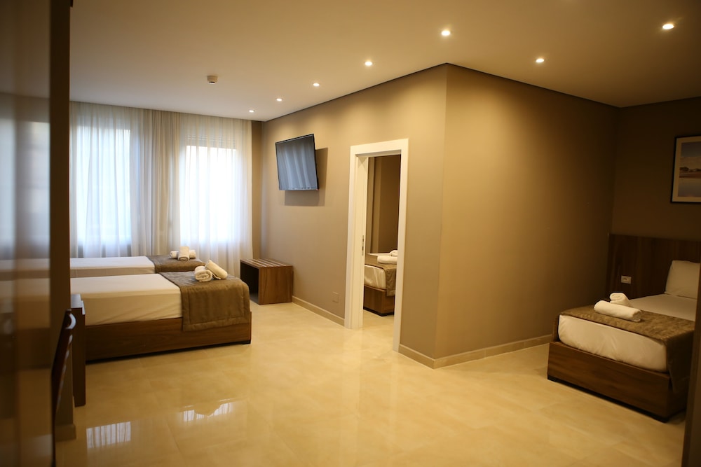 Family Suite photo 3