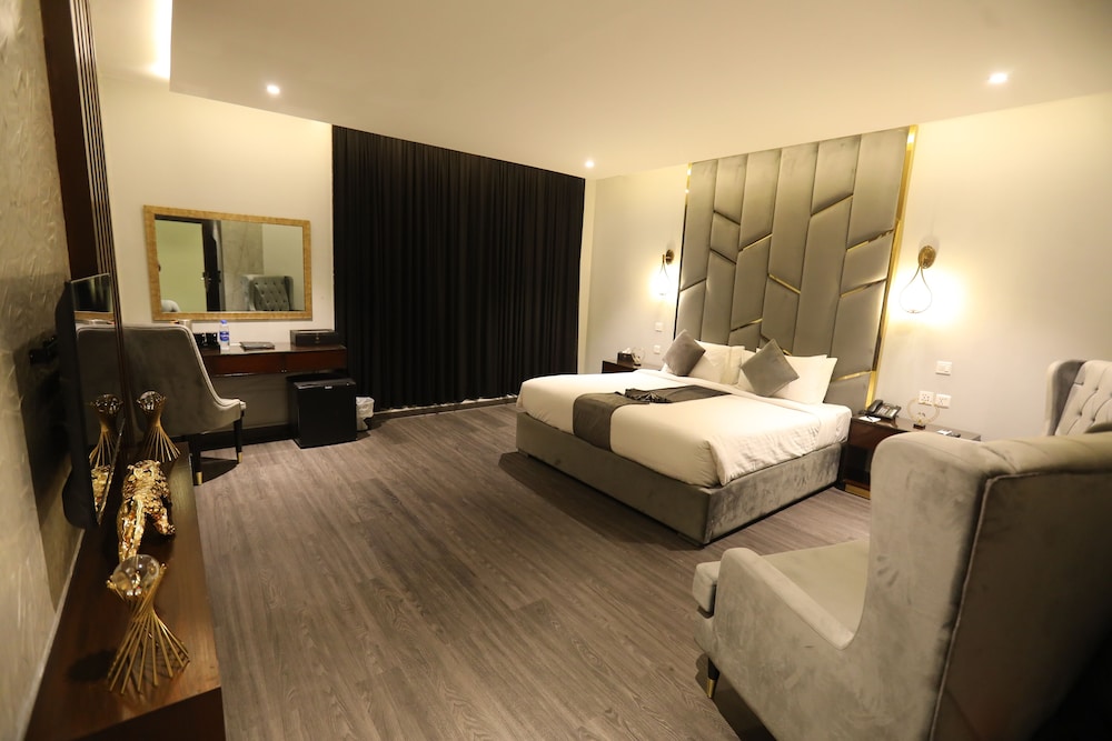 Executive Room
