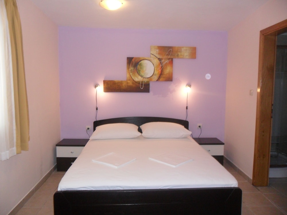 Comfort Apartment, 3 Bedrooms, Terrace, Sea View photo 1