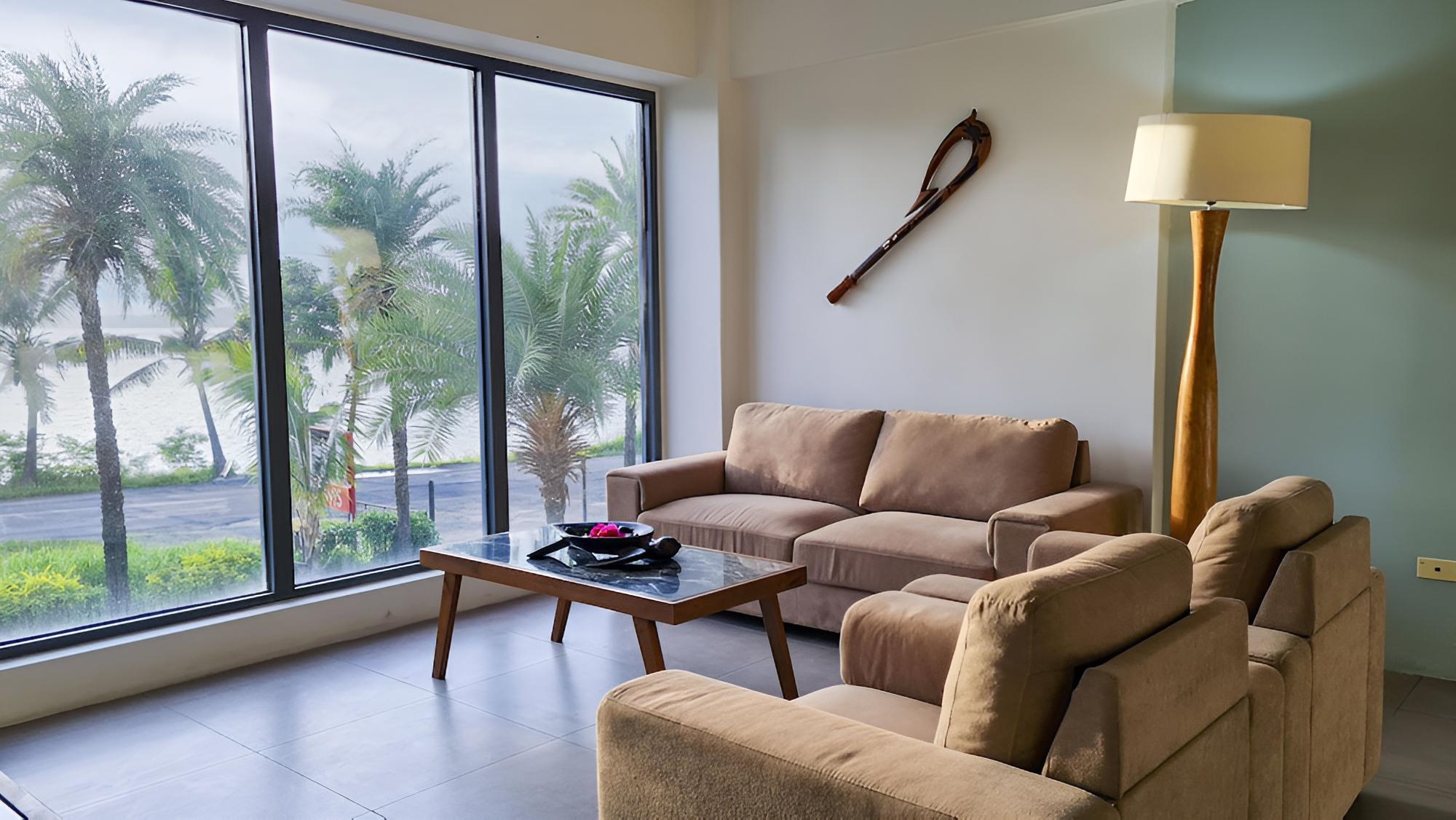 1-Bedroom Deluxe Seafront photo 7