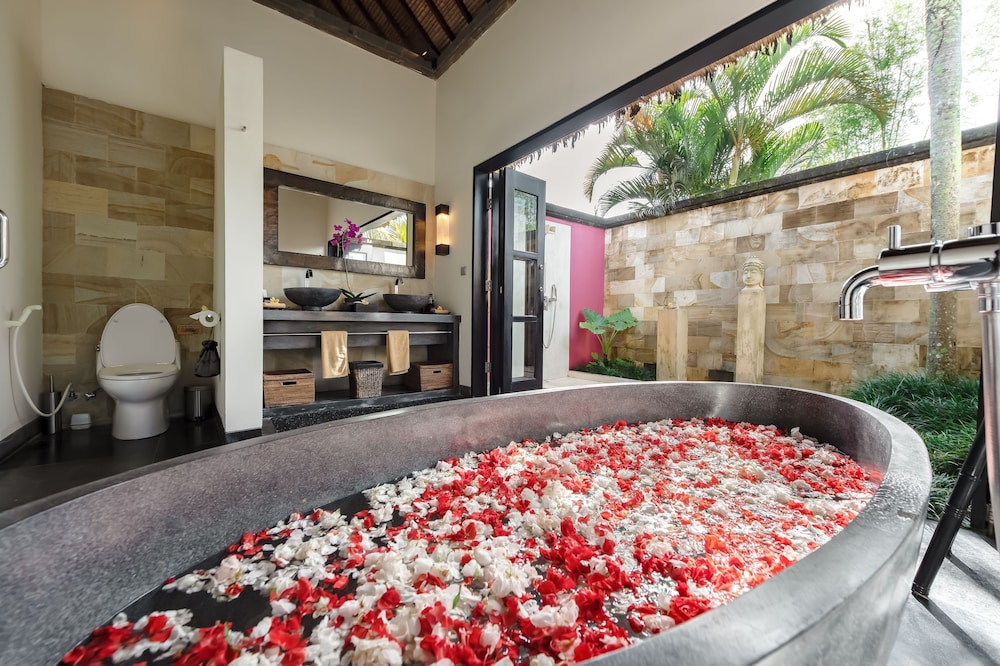 2 bedroom Villa with Breakfast photo 3