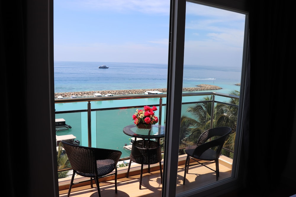 Deluxe Double Room, Sea View - Photo 10