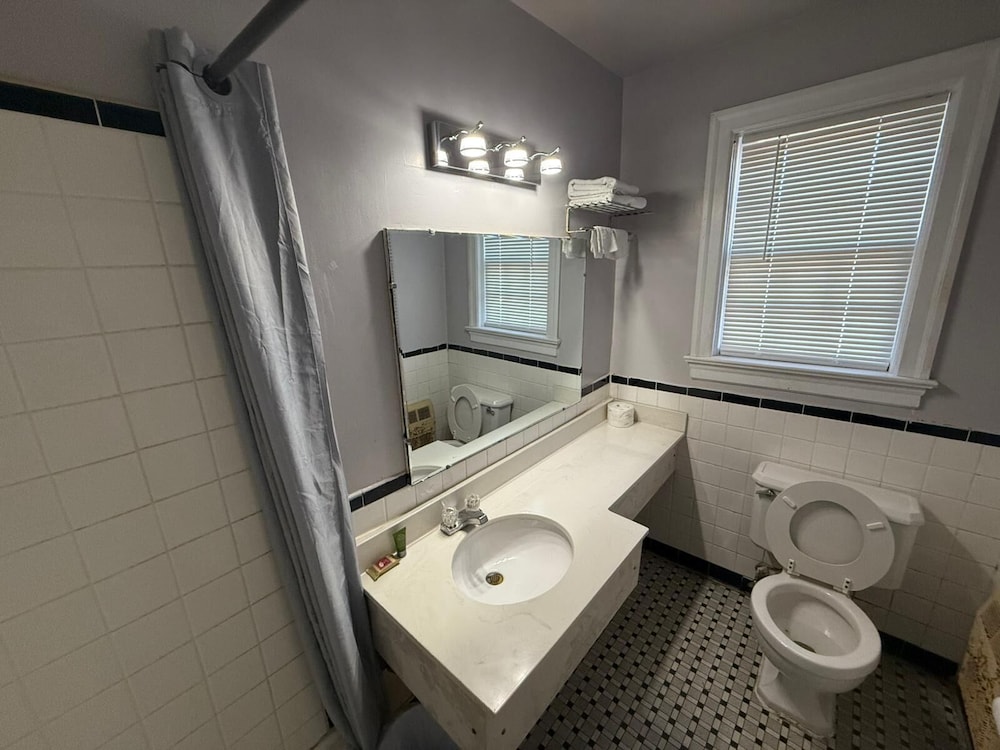 Room, 2 Double Beds, Smoking - Photo 4