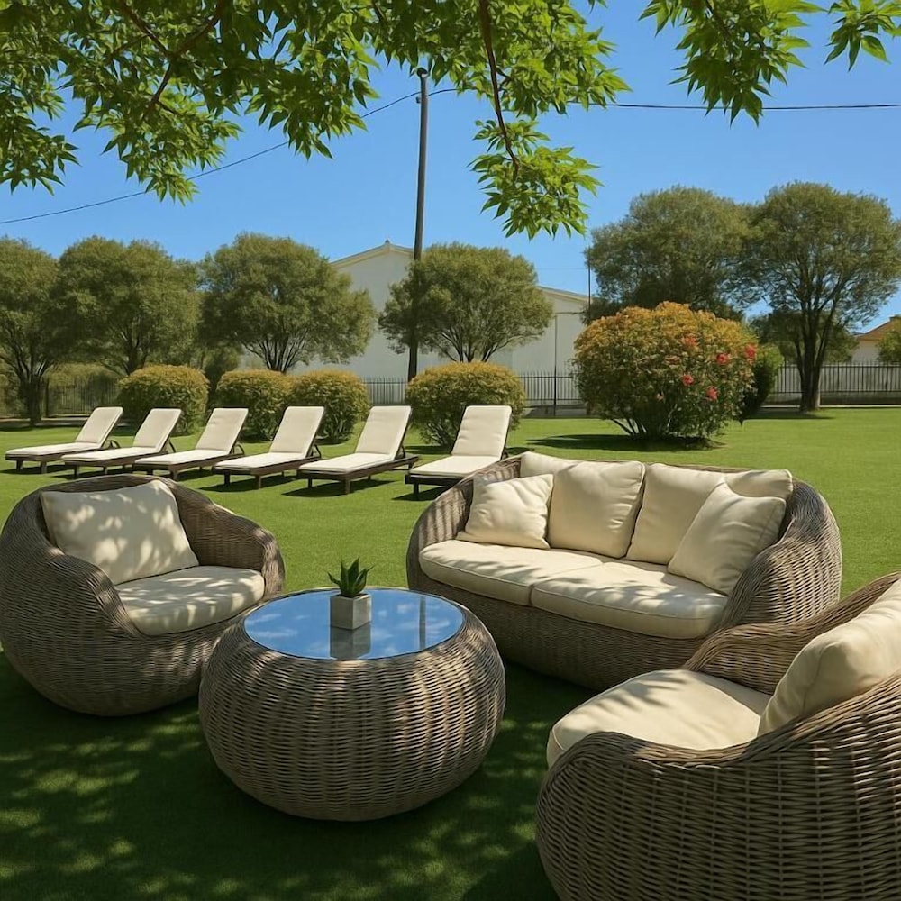 Deluxe Apartment, Balcony, Garden View