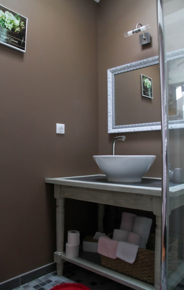 Comfort Room photo 3