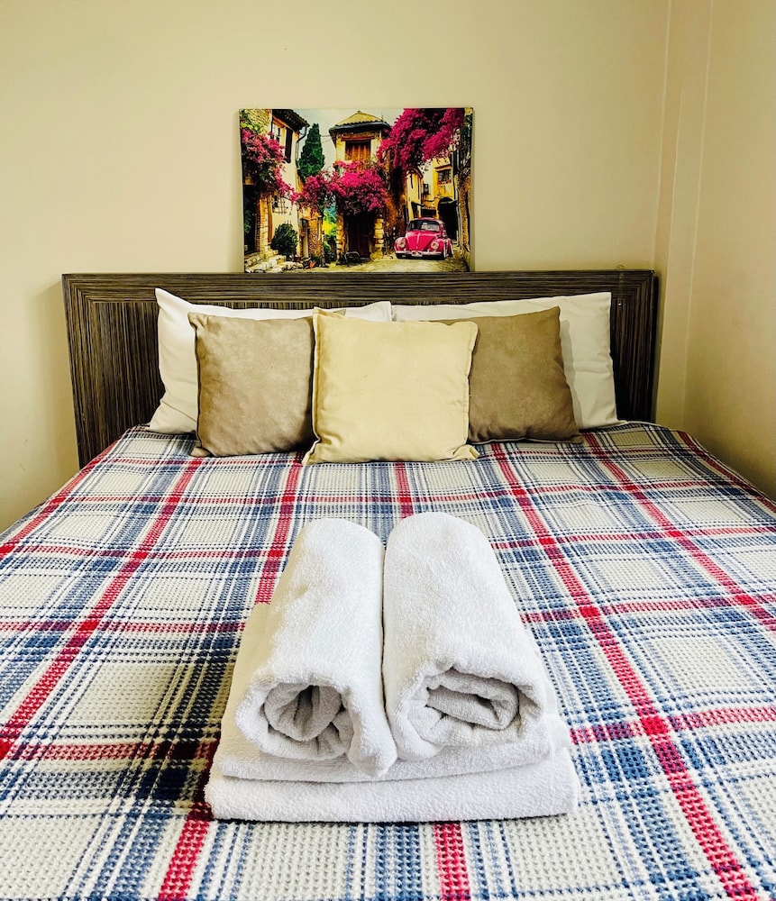 City Room, 1 Double Bed with Sofa bed photo 2