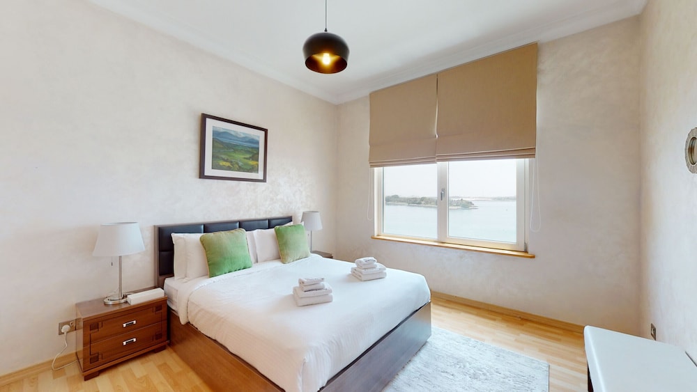 Apartment, 3 Bedrooms, Pool Access, Sea View