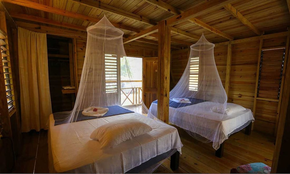 Room, 2 Queen Beds, Non Smoking, Garden View (Jungalo Forest) photo 2