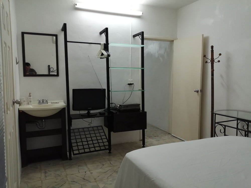 Executive Apartment, 1 Queen Bed, Courtyard View photo 1