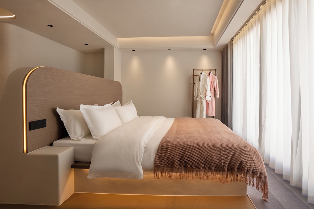 Luxury Suite, Multiple Beds