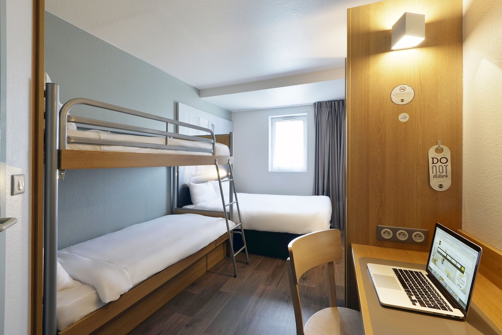 Quadruple Room - Photo 4