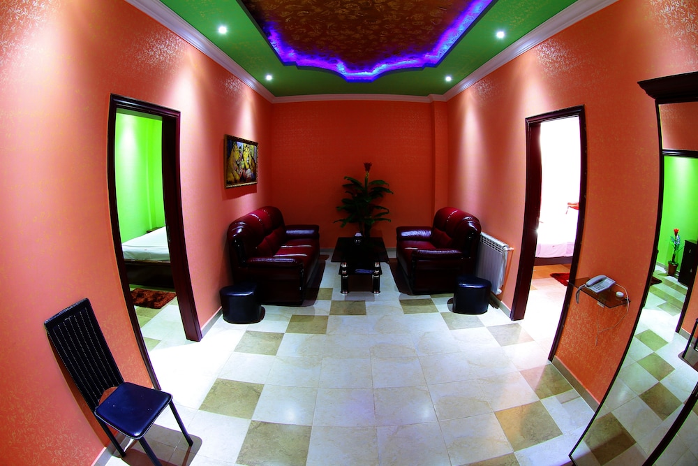 Deluxe Suite, 2 Bedrooms (for 4 persons)