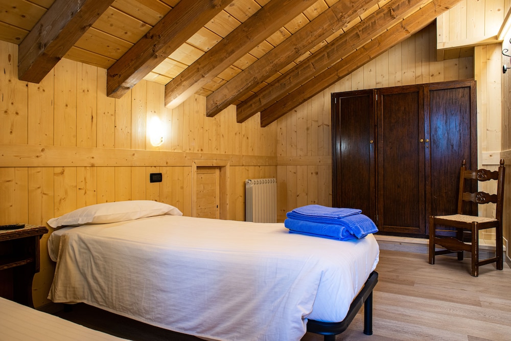 Quadruple Room photo 3