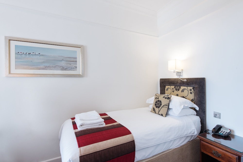 Comfort Triple Room, Private Bathroom (Room 05) photo 2