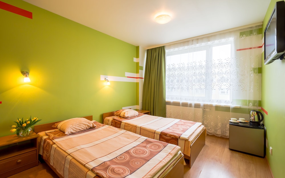 Economy Twin Room