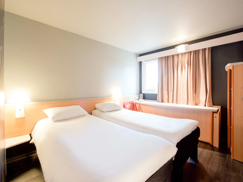 Standard Double Room, 1 Double Bed - Photo 4