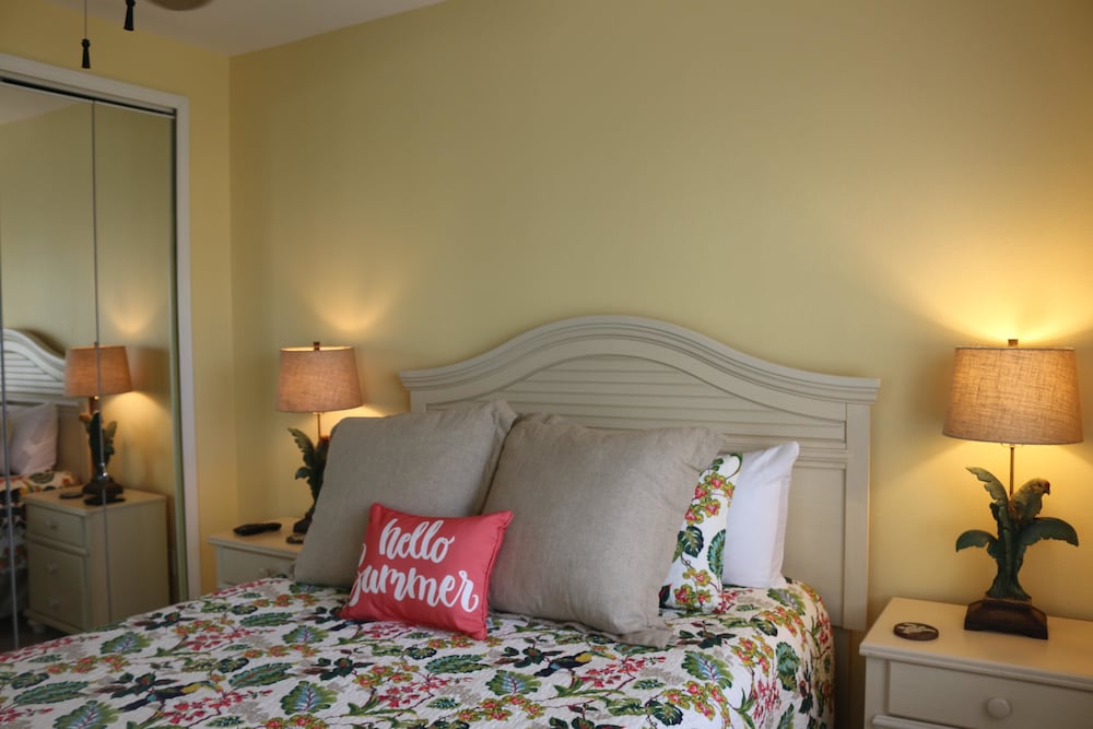 Condo, 2 Bedrooms photo 1