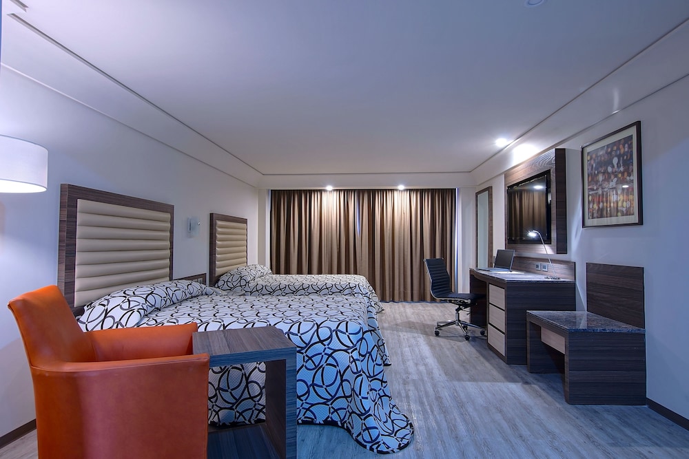 Deluxe Double Room, 2 Double Beds, Non Smoking