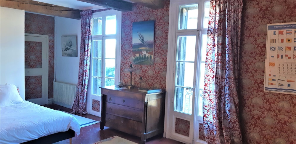 Classic Triple Room photo 2