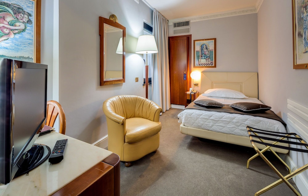 Economy Double or Twin Room - Photo 2