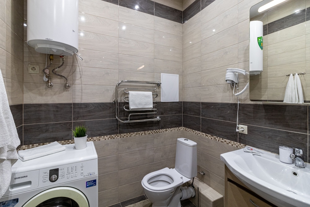 Premier Apartment photo 2